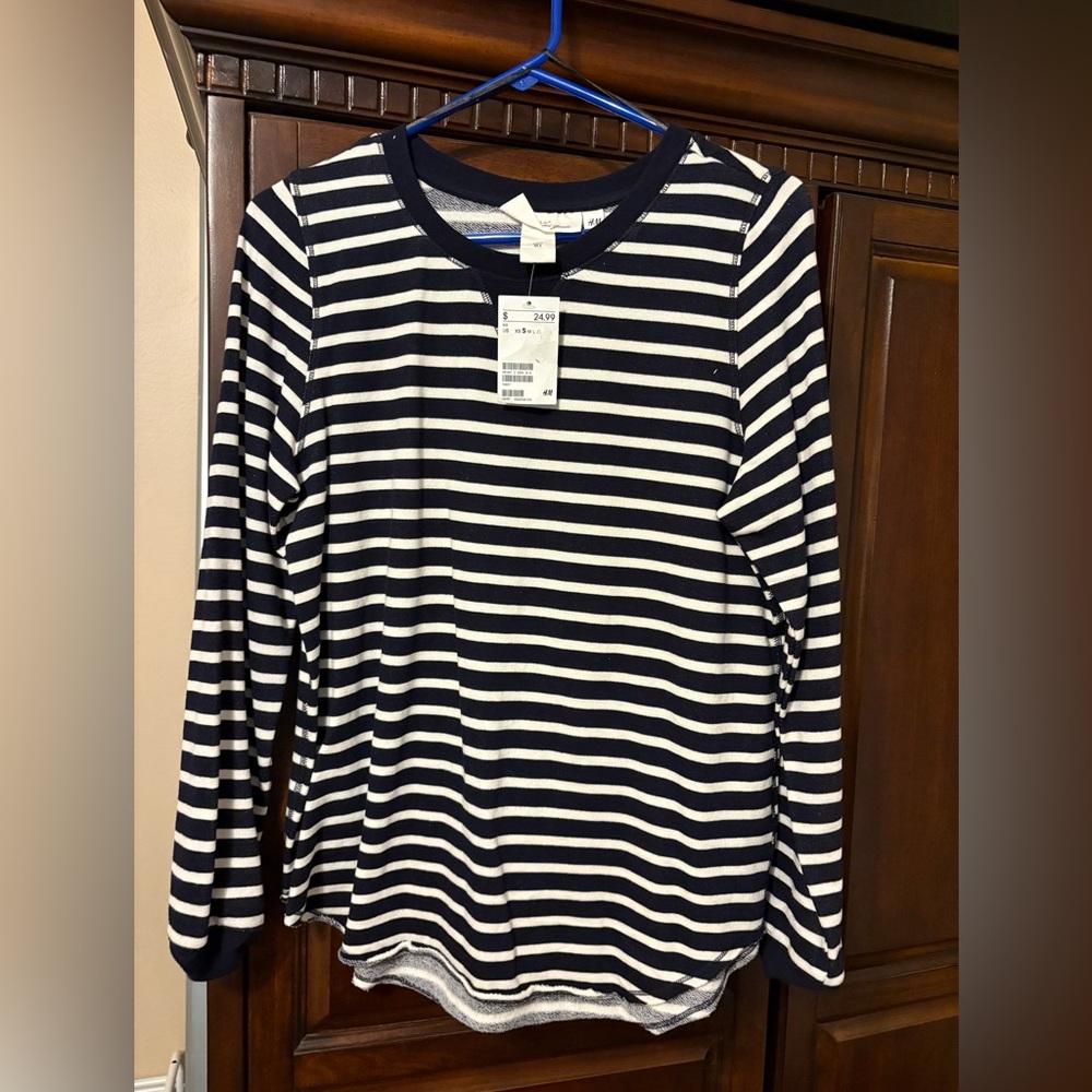 H&M Pull Over Sweater